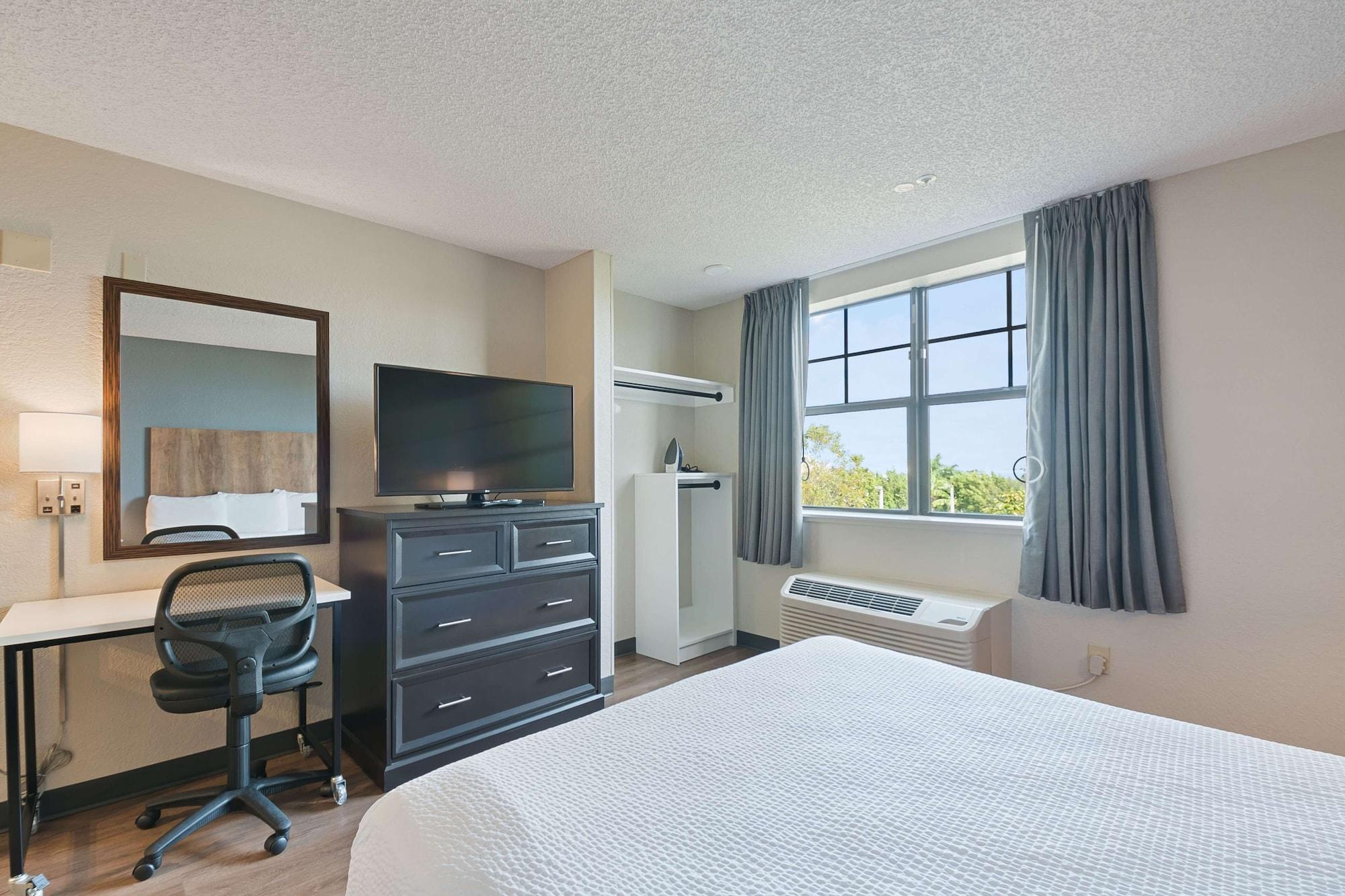 Extended Stay America Premier Suites - Miami - Airport - Doral - 87Th Avenue South Sweetwater Екстер'єр фото