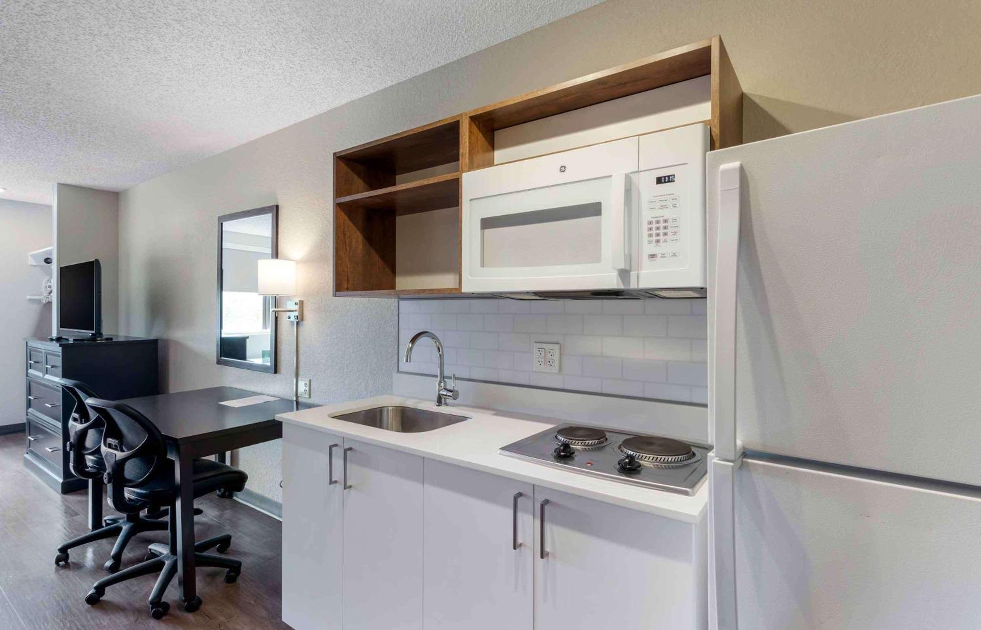 Extended Stay America Premier Suites - Miami - Airport - Doral - 87Th Avenue South Sweetwater Екстер'єр фото