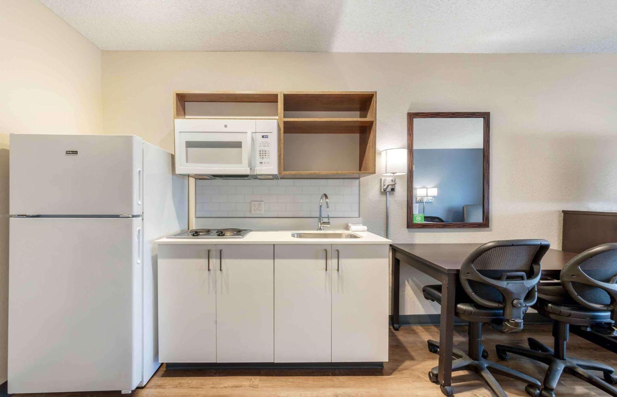 Extended Stay America Premier Suites - Miami - Airport - Doral - 87Th Avenue South Sweetwater Екстер'єр фото